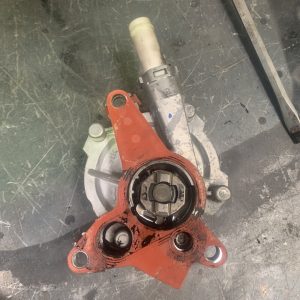 GENUINE 2017 NISSAN NAVARA D23 2.3 DCI VACUUM PUMP 146508418R